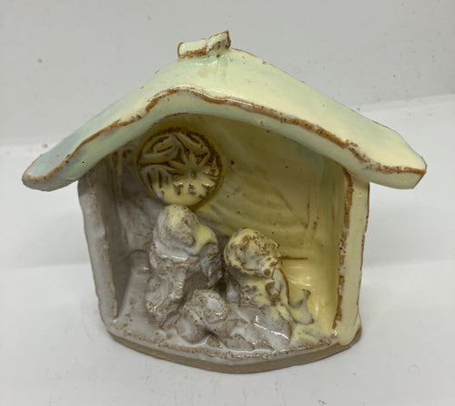 Crèche with a varied color glaze