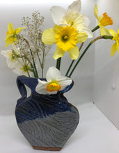 Load image into Gallery viewer, Faux Vase for Flowers