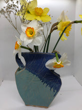 Load image into Gallery viewer, Faux Vase for Flowers